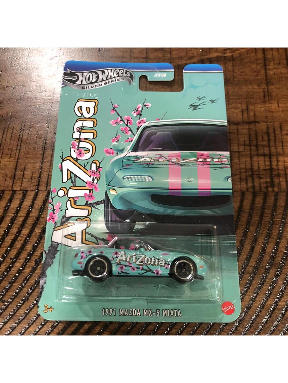 Hot Wheels Silver Series 1991 Mazda MX-5 Miata Arizona Tea 1:64 Diecast Car New